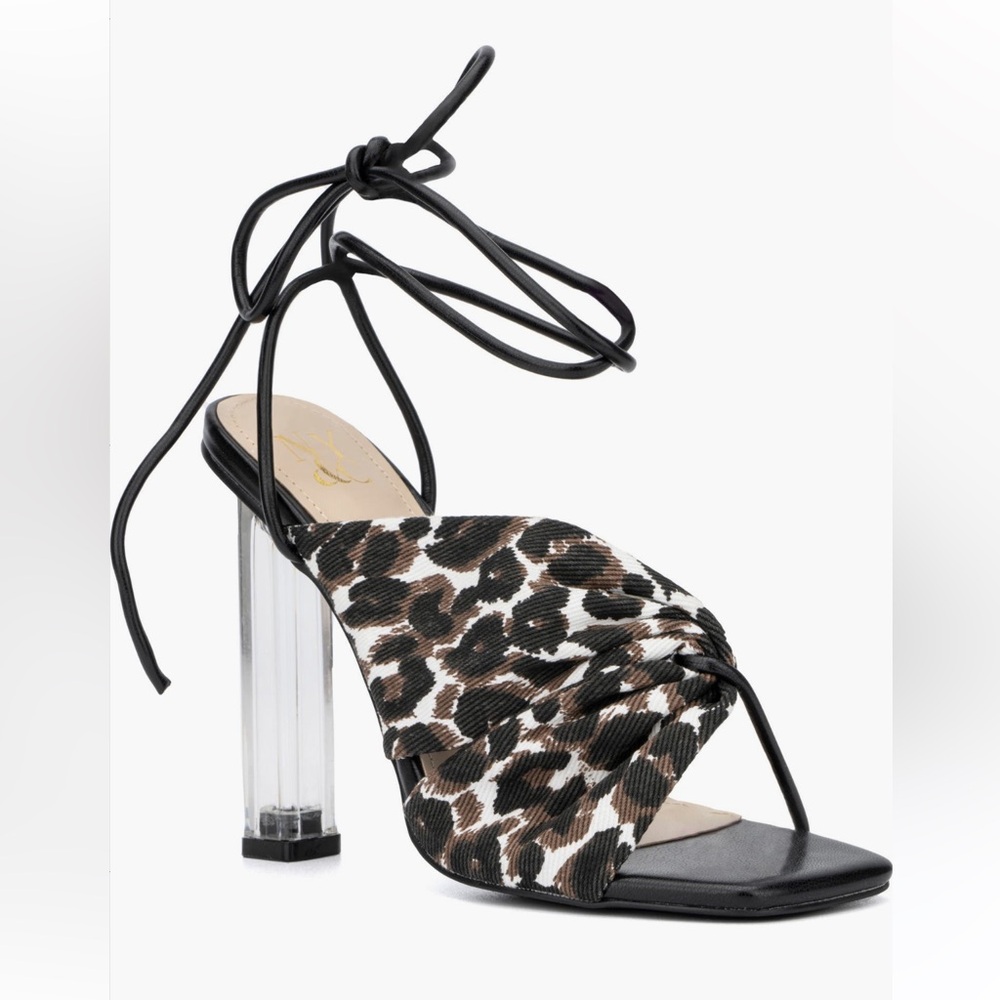 NWT new York & co leopard heel size 10